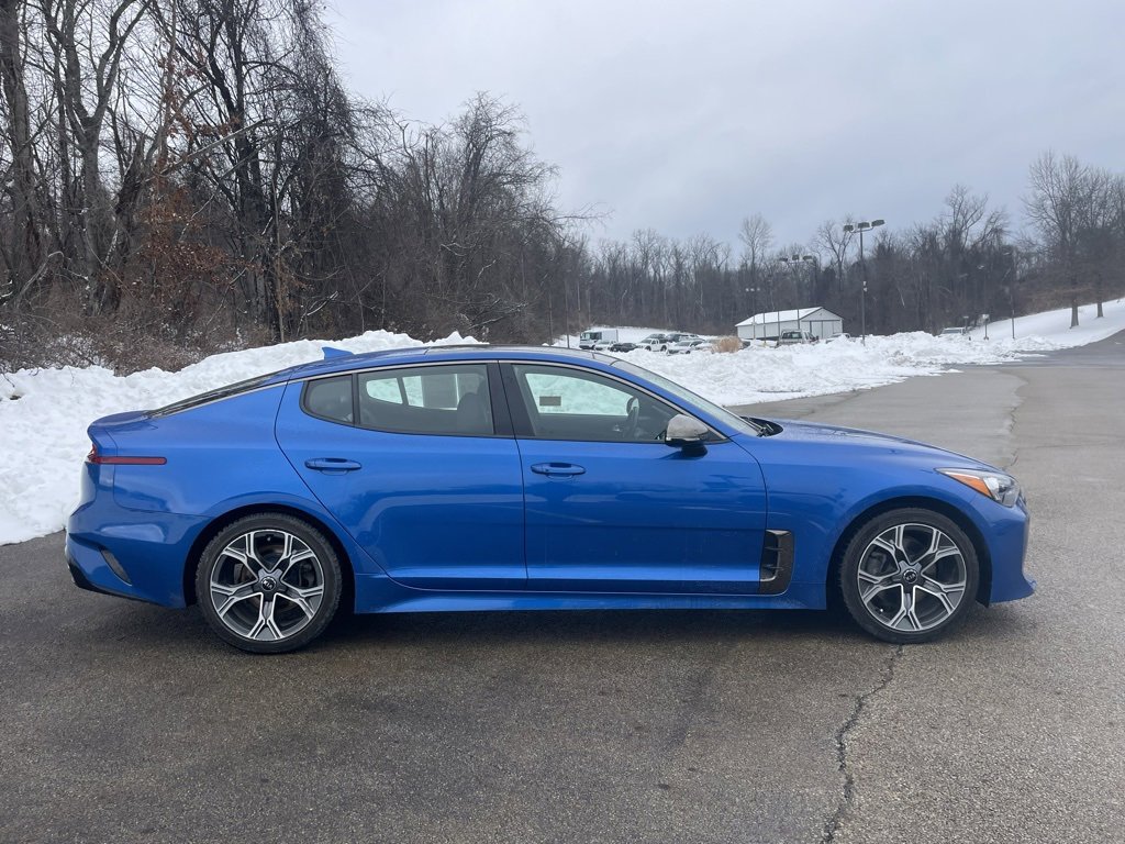 Used 2021 Kia Stinger GT-Line w/ Sun & Sound Package image 2