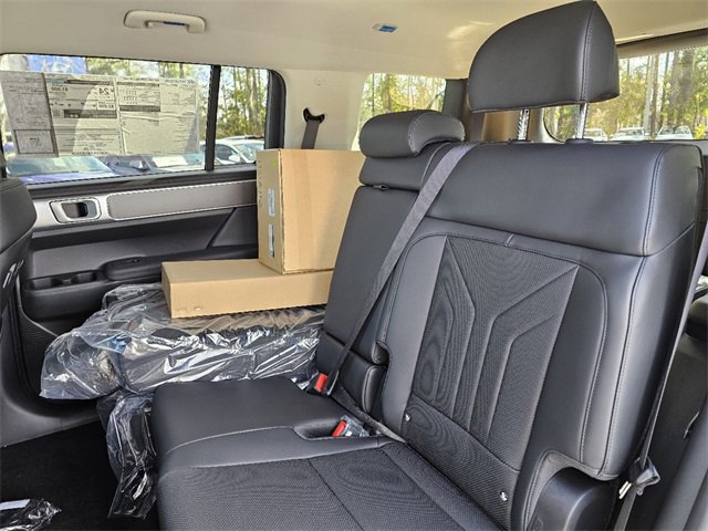 New 2025 Hyundai Santa Fe SEL image 15