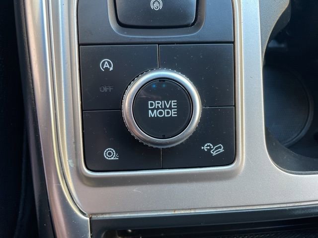 Certified 2020 Ford Explorer XLT w/ Equipment Group 202A image 29