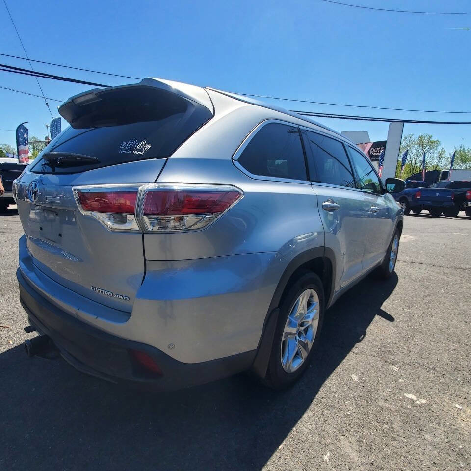 Used 2015 Toyota Highlander Limited AWD/4WD image 5