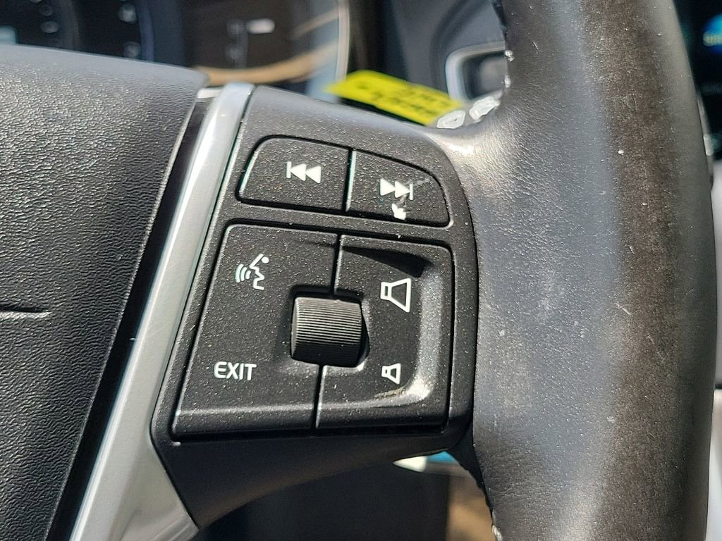 Used 2016 Volvo XC60 T6 Platinum w/ Climate Package AWD/4WD image 20