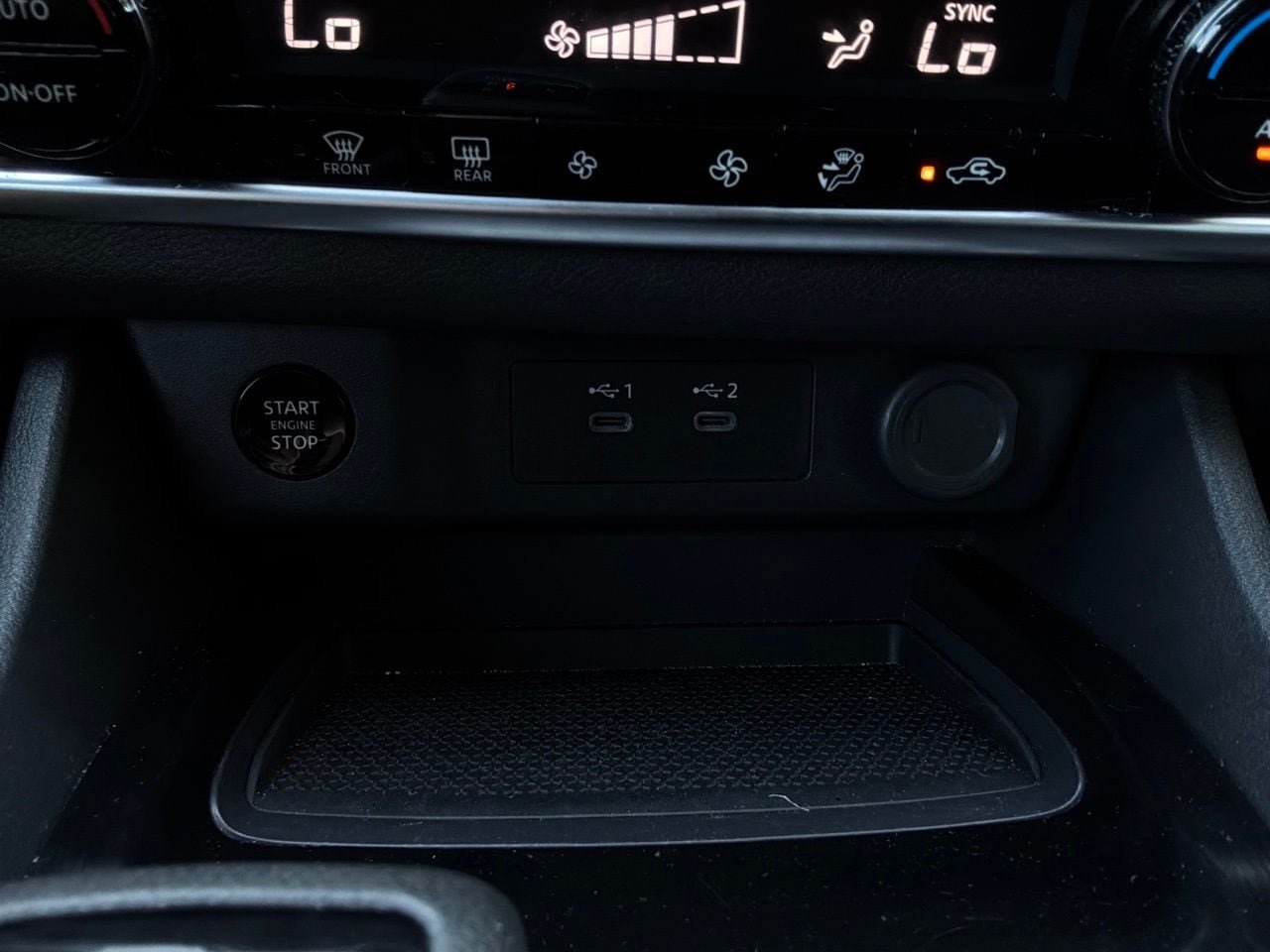 Used 2025 Nissan Rogue SV FWD image 25