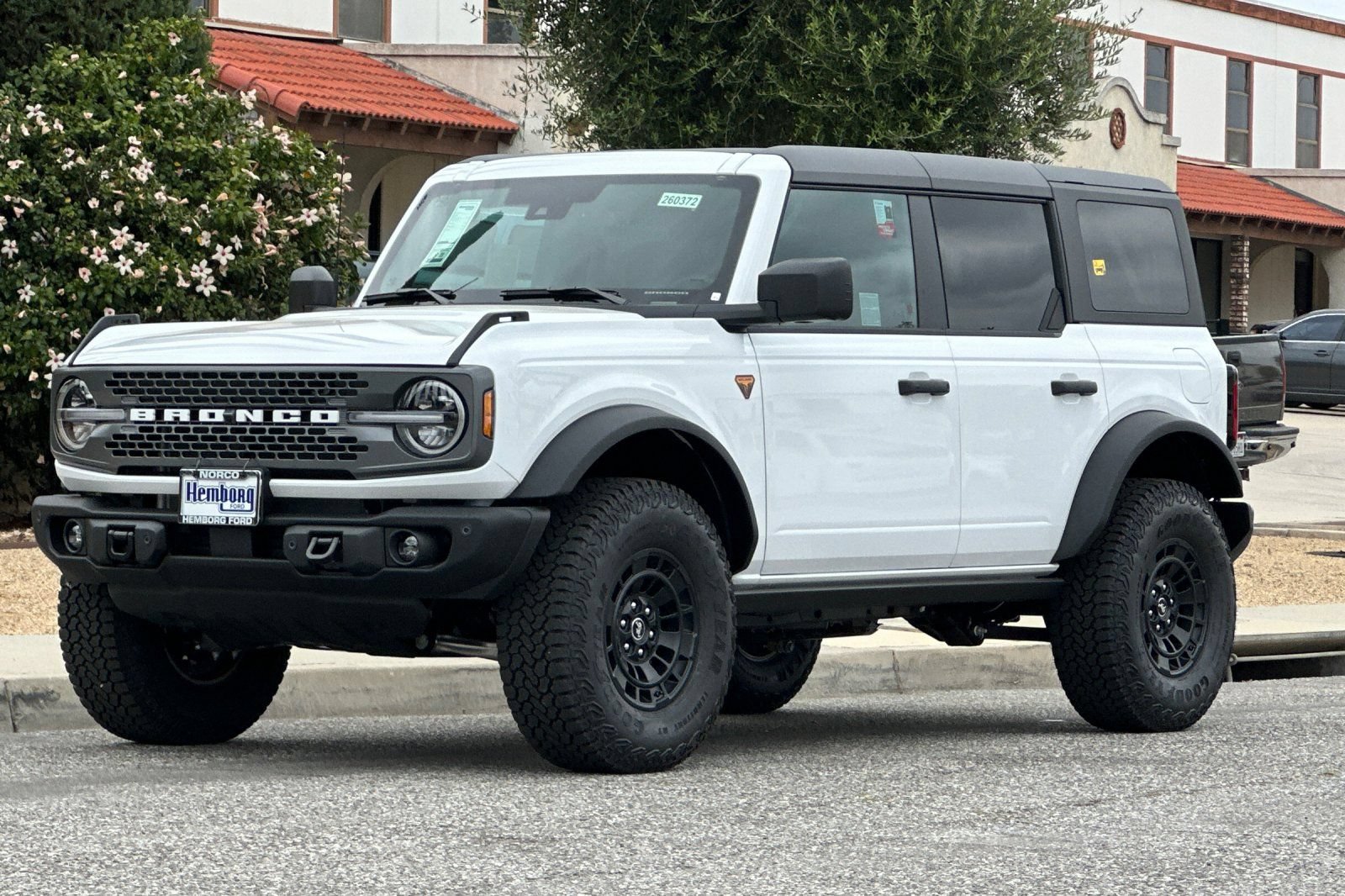 New 2026 Ford Bronco Badlands AWD/4WD image 8