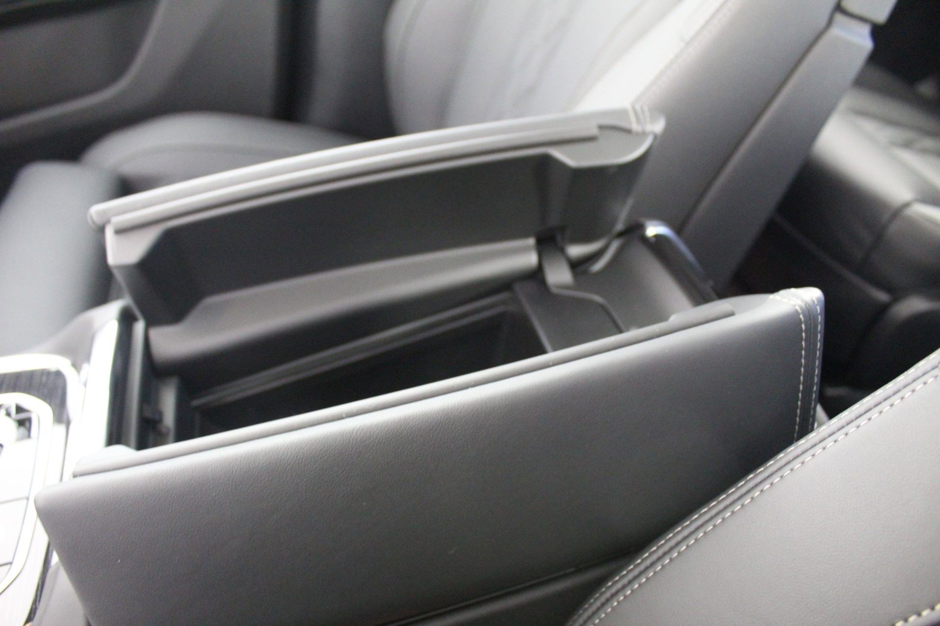 New 2026 BMW X7 M60i image 31