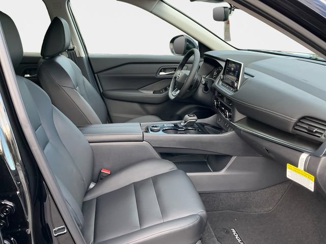 New 2026 Nissan Rogue Dark Armor AWD/4WD image 17