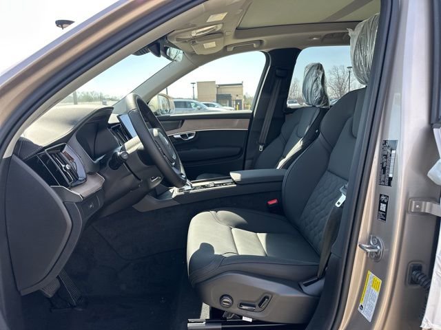 New 2026 Volvo XC90 B6 Plus w/ Protection Package image 14