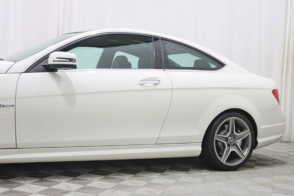 Used 2012 Mercedes-Benz C 63 AMG Coupe image 3