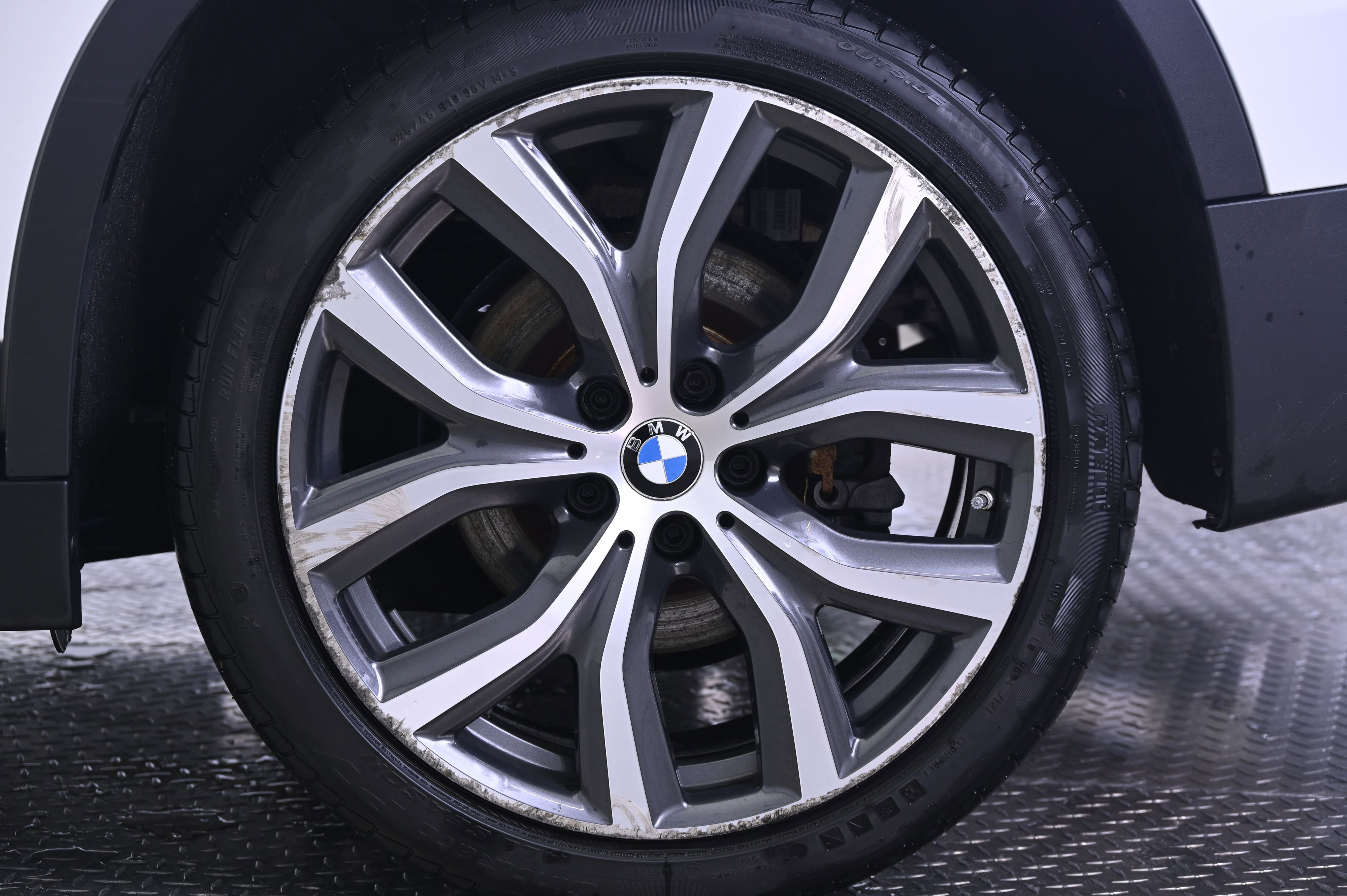 Used 2017 BMW X1 xDrive28i image 12