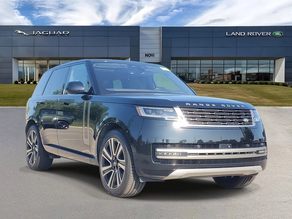 Used 2023 Land Rover Range Rover SE AWD/4WD image 2