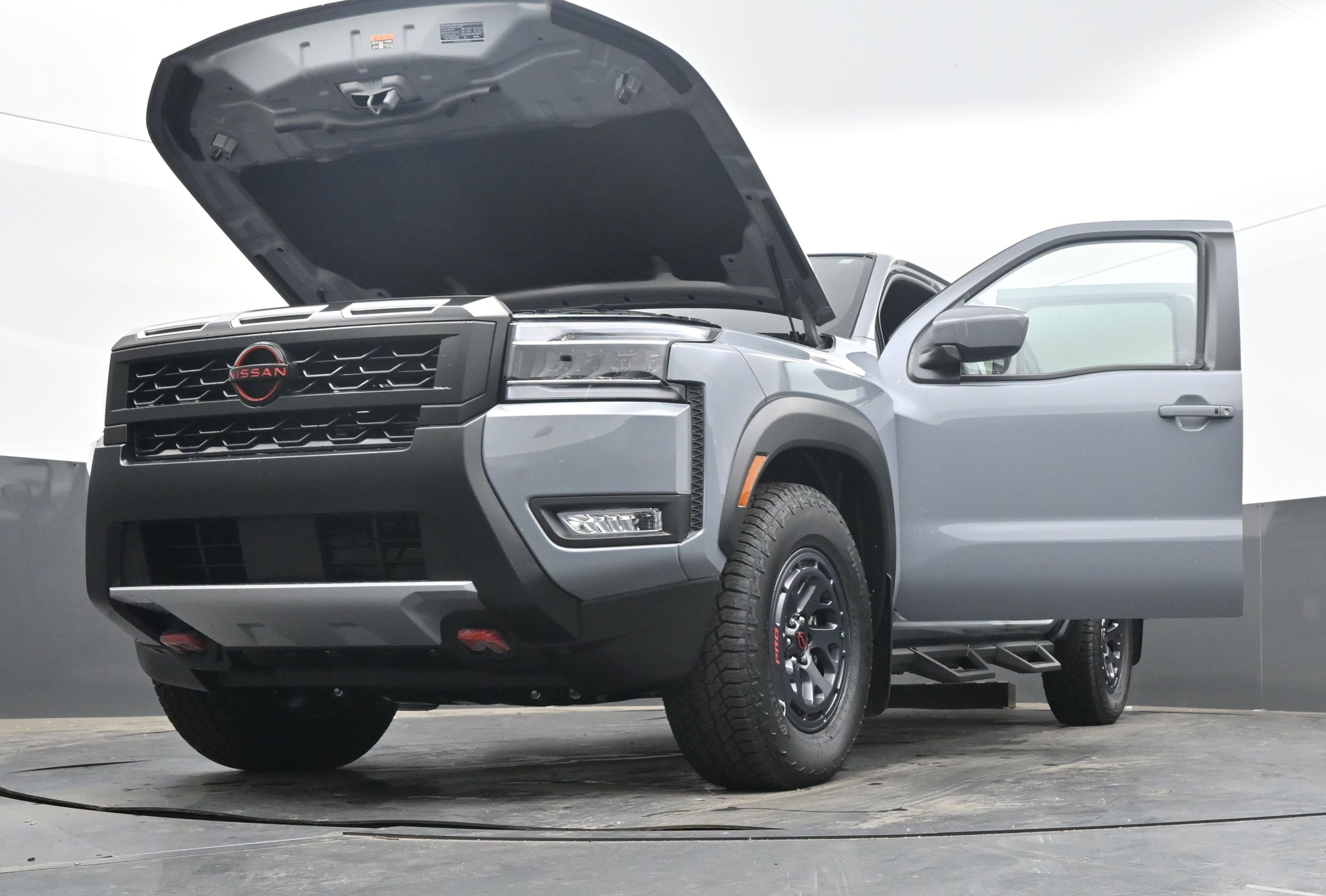 New 2025 Nissan Frontier Pro-X image 38