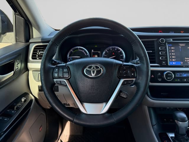 Used 2019 Toyota Highlander Limited Platinum AWD/4WD image 11
