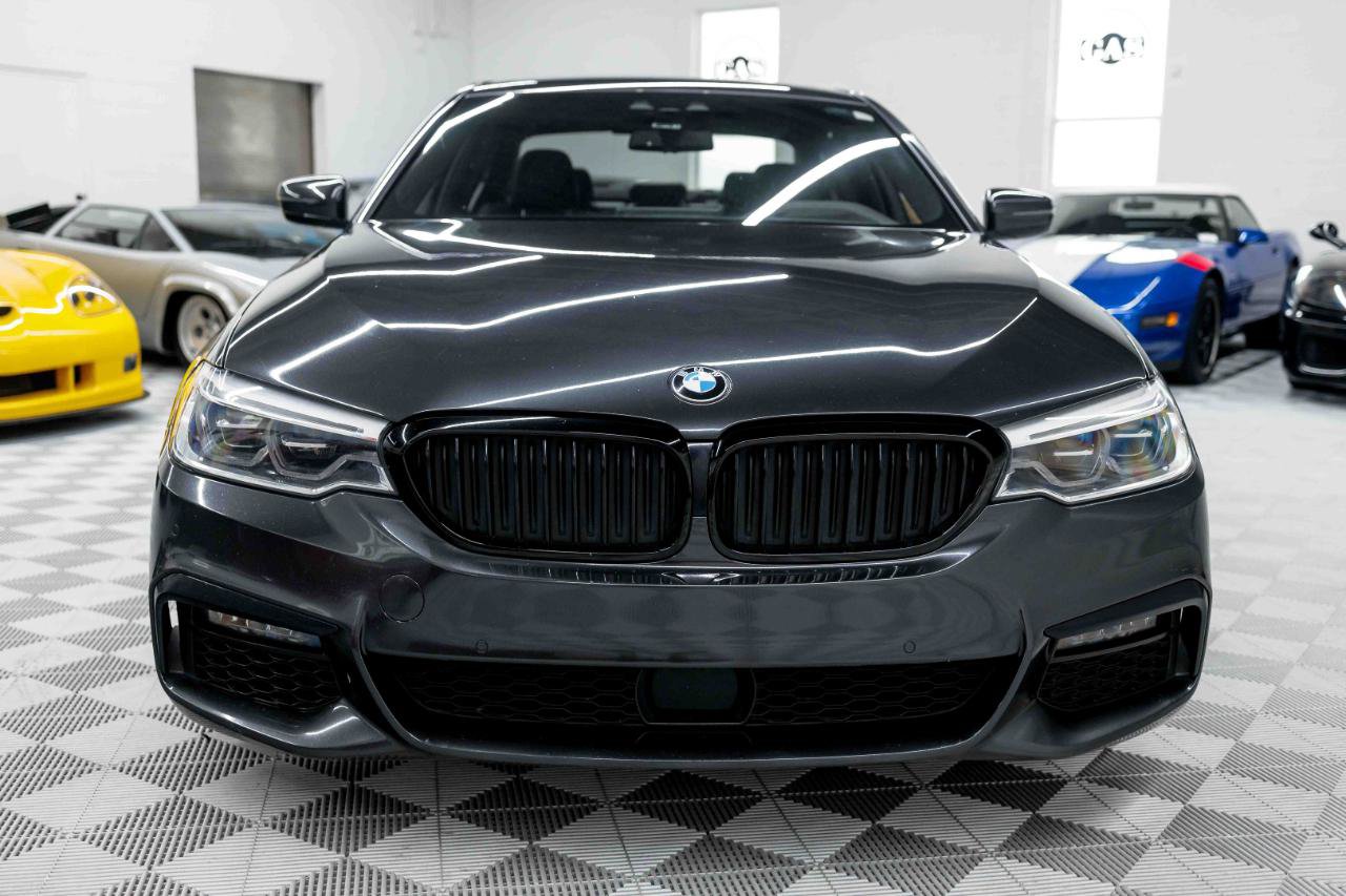 Used 2019 BMW 540i w/ M Sport Package RWD image 4