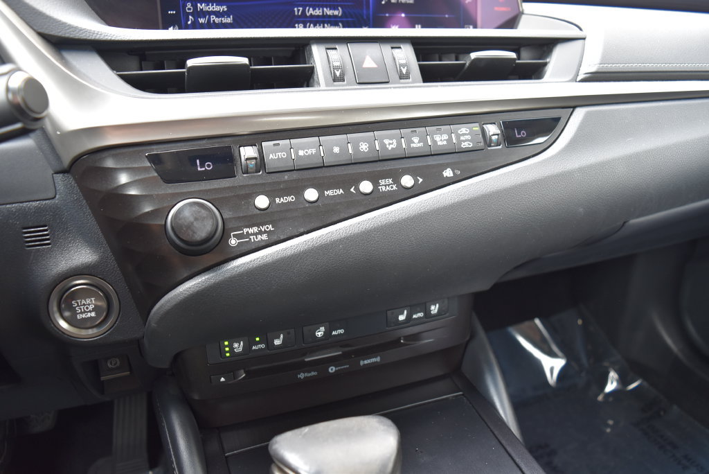 Used 2019 Lexus ES 350 w/ Premium Package FWD image 16