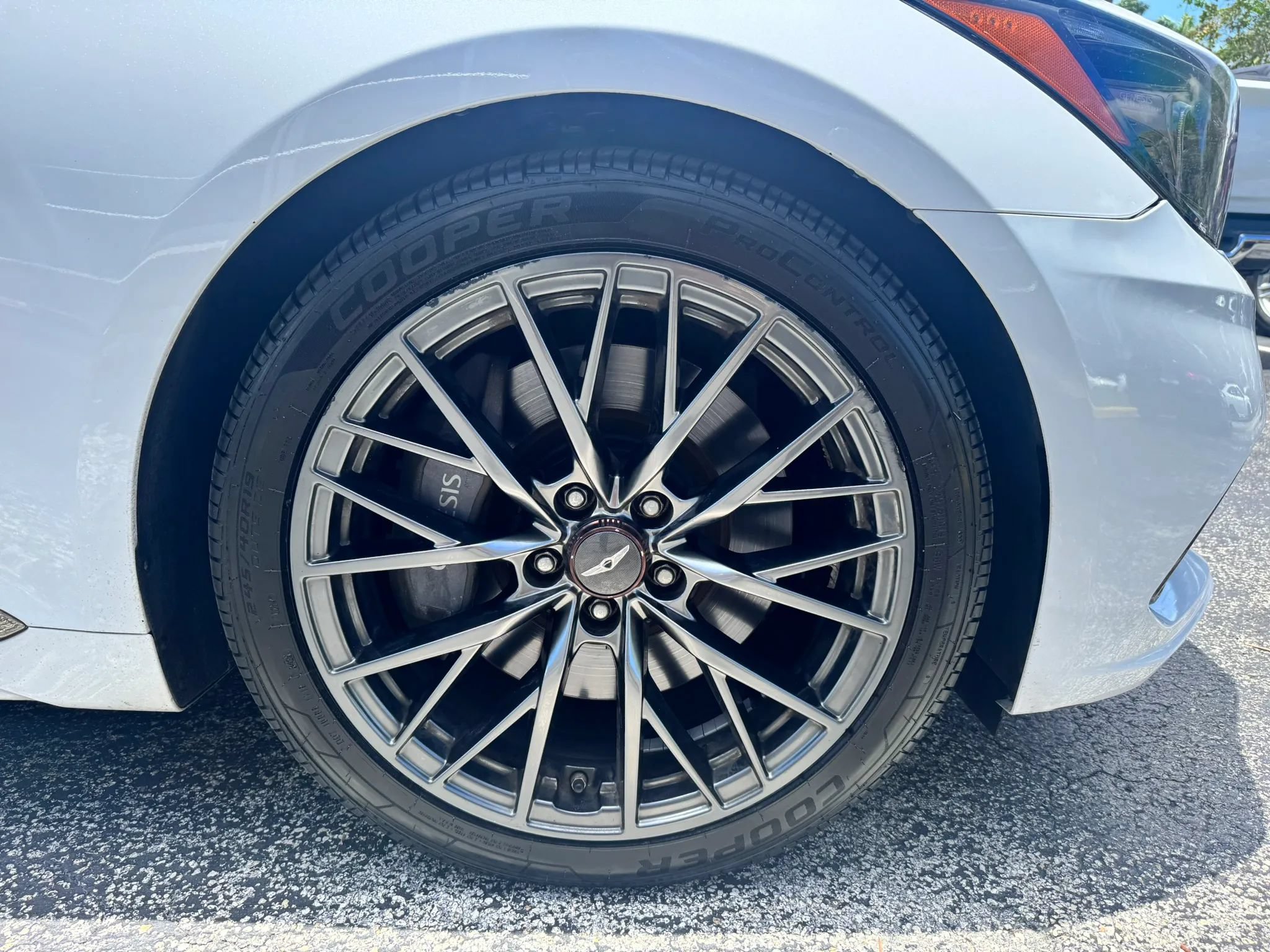 Used 2018 Genesis G80 3.3T Sport AWD/4WD image 15