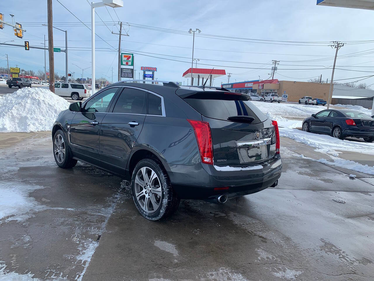 Used 2012 Cadillac SRX Premium FWD image 2