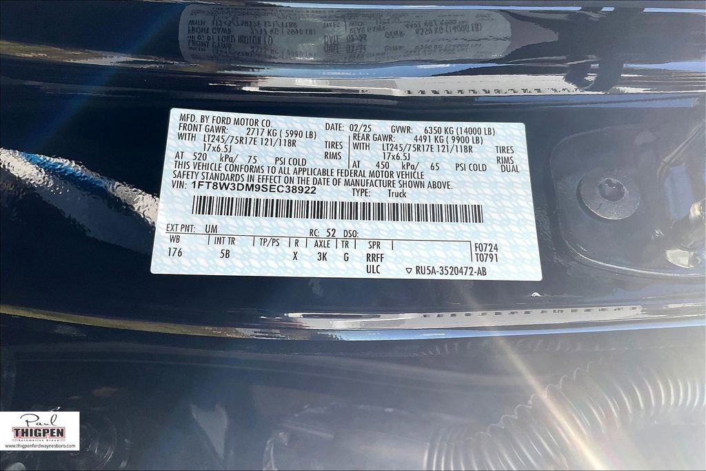 New 2025 Ford F350 Lariat w/ Lariat Ultimate Package image 13