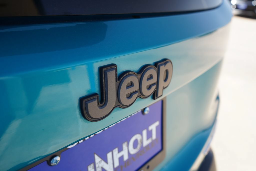 Used 2020 Jeep Renegade Trailhawk w/ Cold Weather Group AWD/4WD image 5