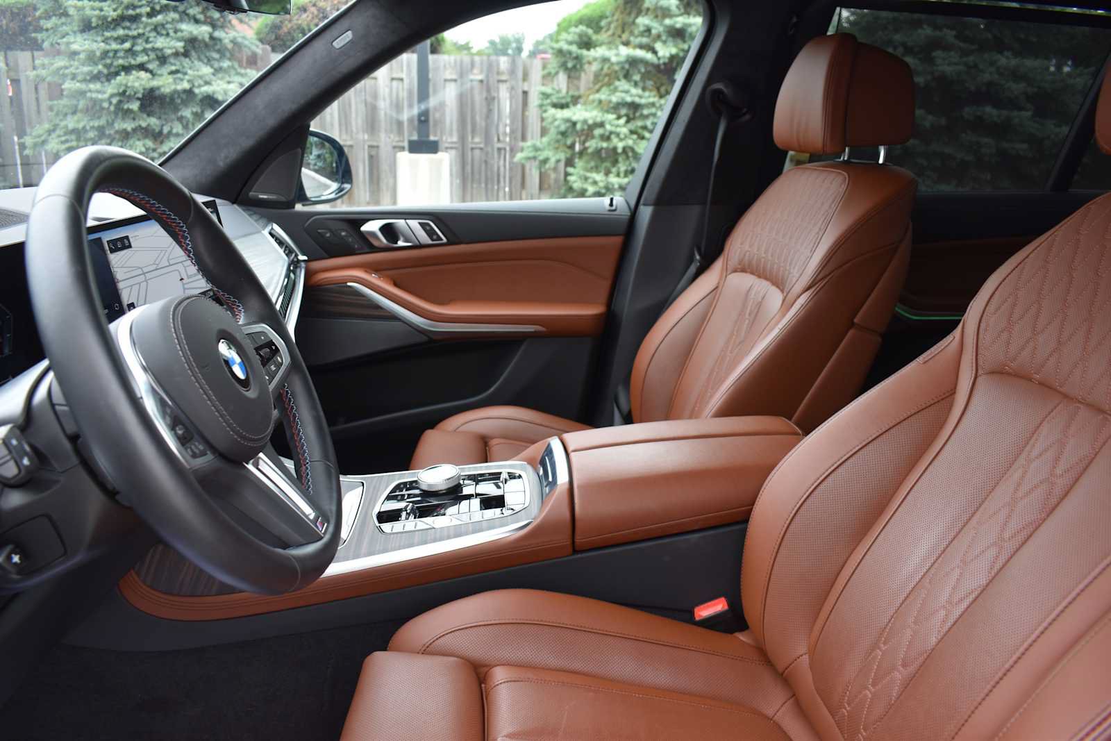 Used 2025 BMW X7 M60i w/ Executive Package AWD/4WD image 14