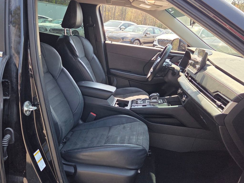 Used 2022 Mitsubishi Outlander SE image 15