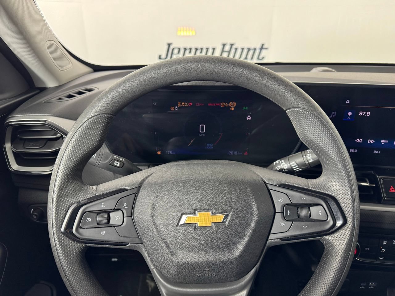 Used 2025 Chevrolet TrailBlazer LT AWD/4WD image 13