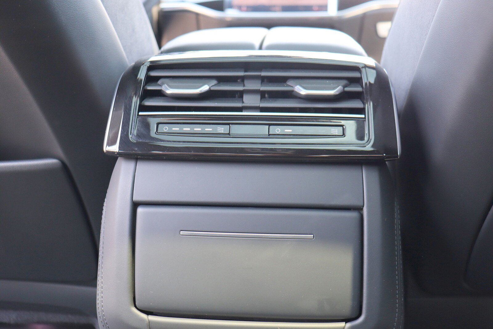 Used 2023 Audi A8 L 3.0T w/ Luxury Package AWD/4WD image 33