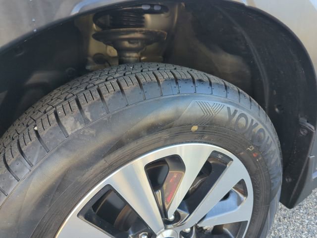 Used 2023 Subaru Outback Premium image 30