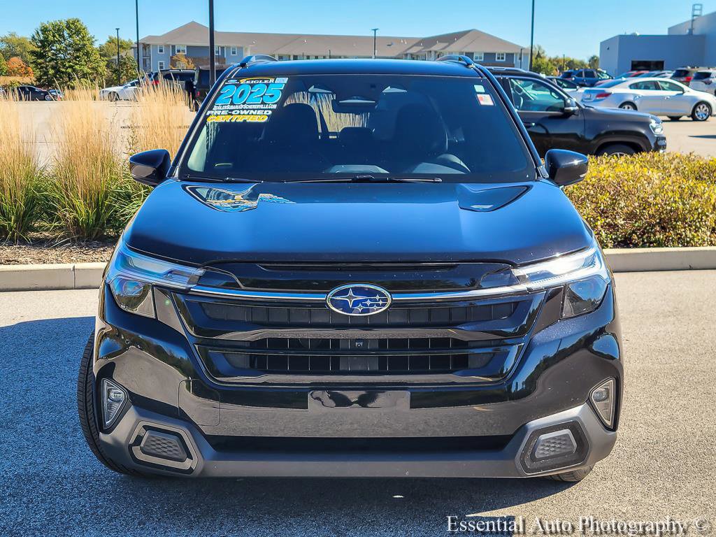 Certified 2025 Subaru Forester Touring AWD/4WD image 4