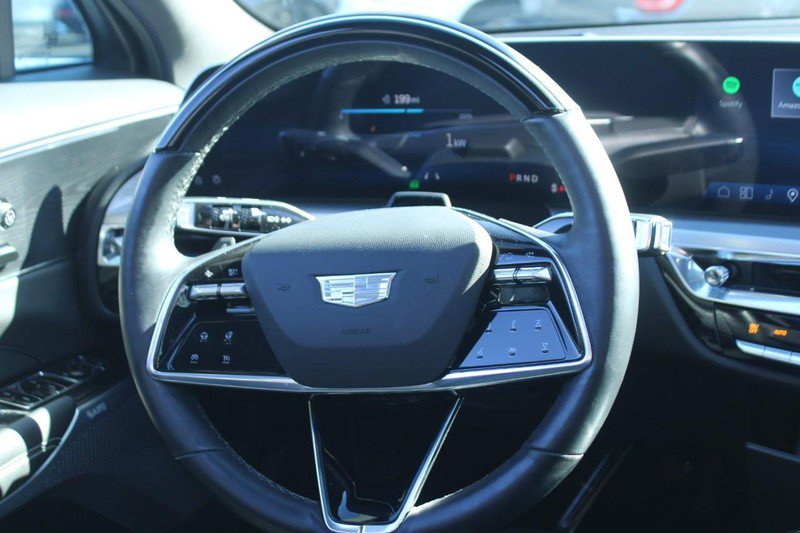 Used 2024 Cadillac Lyriq Sport image 15