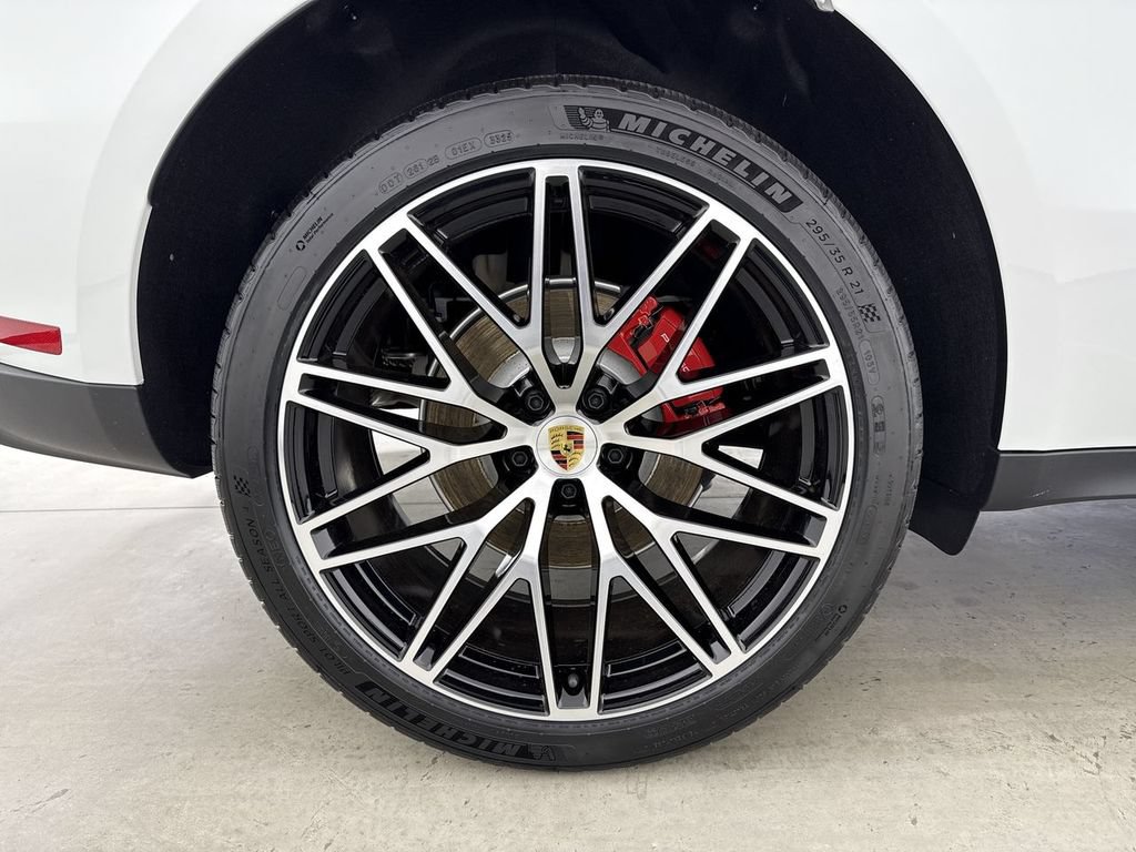 New 2026 Porsche Macan S AWD/4WD image 16