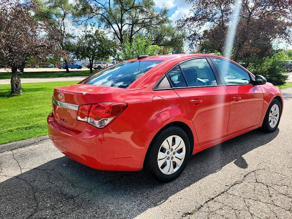 Used 2016 Chevrolet Cruze LS FWD image 7