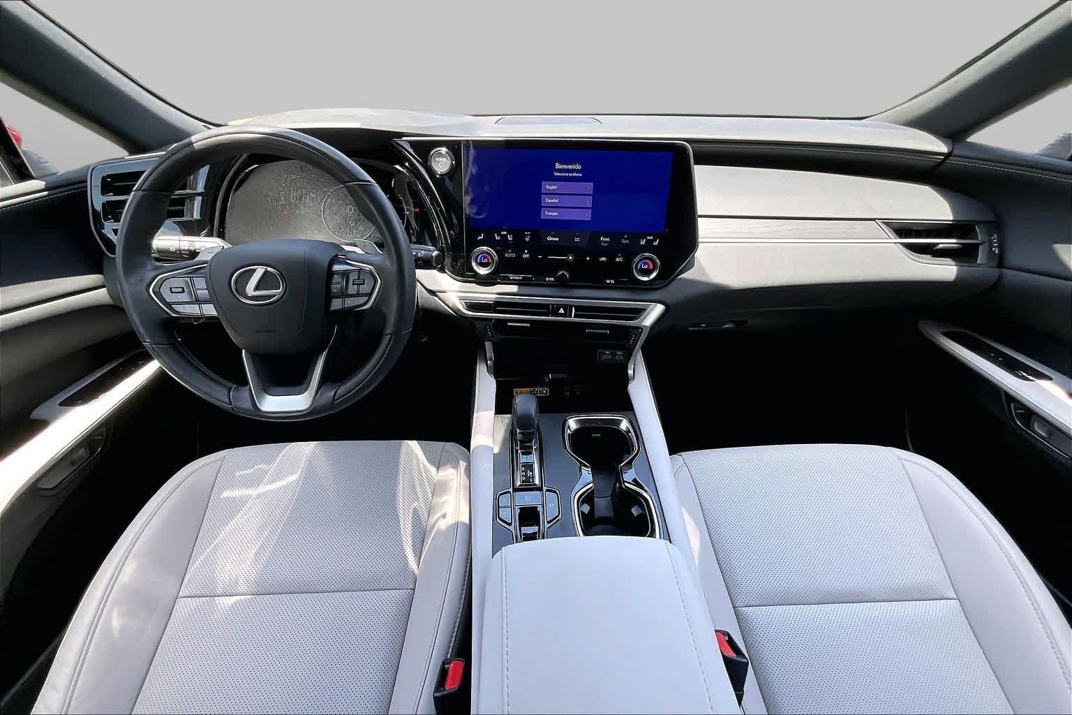 Used 2024 Lexus RX 350h w/ Accessory Package (Z1) AWD/4WD image 15