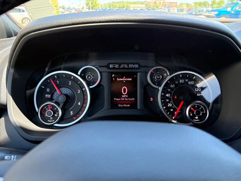 New 2026 RAM 3500 Big Horn AWD/4WD image 16