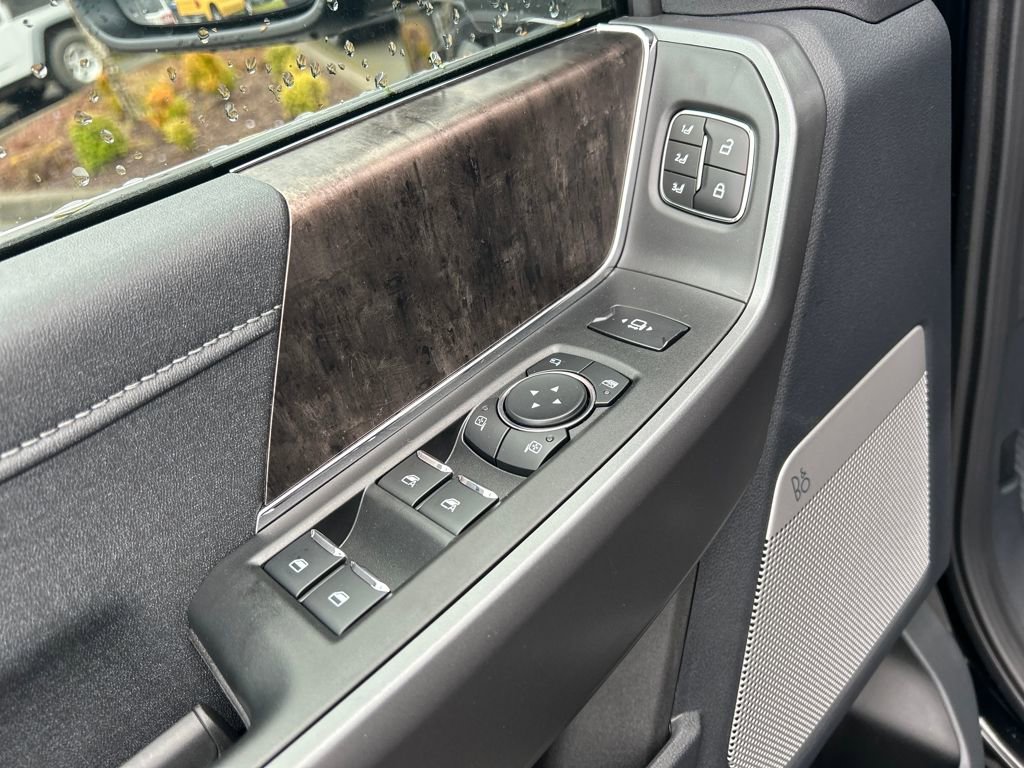 Used 2026 Ford F350 Lariat w/ Lariat Ultimate Package image 18