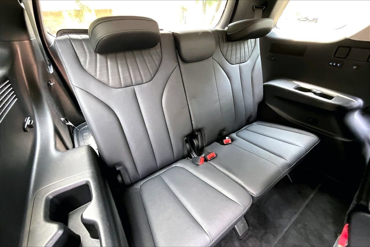 Used 2024 Hyundai Palisade Limited FWD image 34