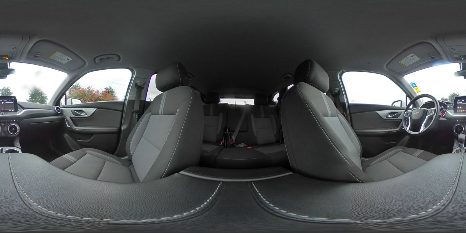 Used 2025 Chevrolet Blazer LT image 44