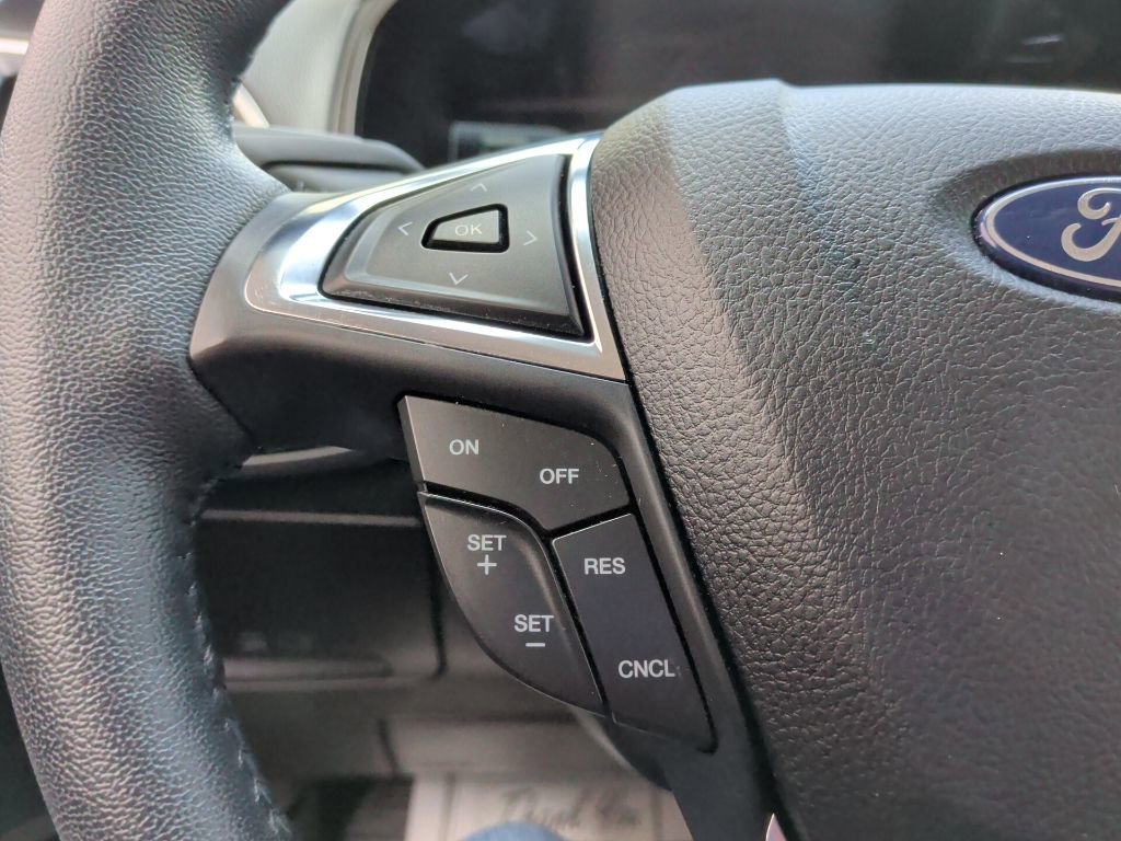 Certified 2024 Ford Edge Titanium AWD/4WD image 17