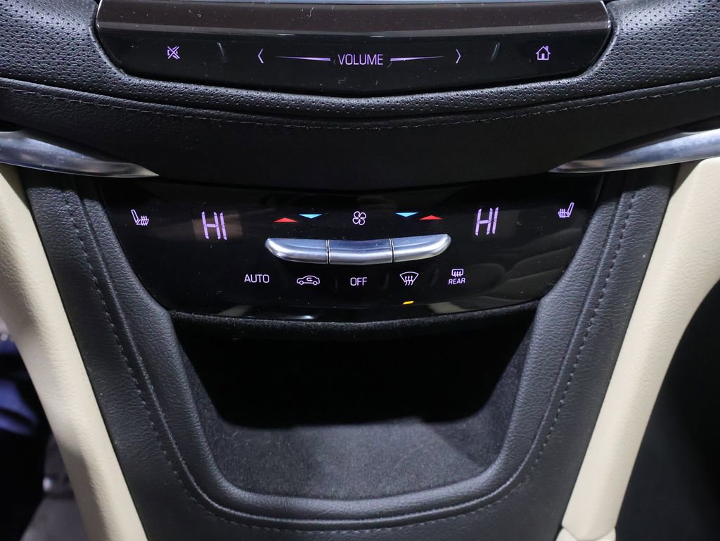 Used 2019 Cadillac XT5 Luxury image 14