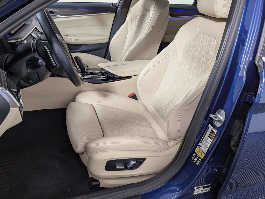 Certified 2023 BMW 530i xDrive w/ Premium Package AWD/4WD image 18