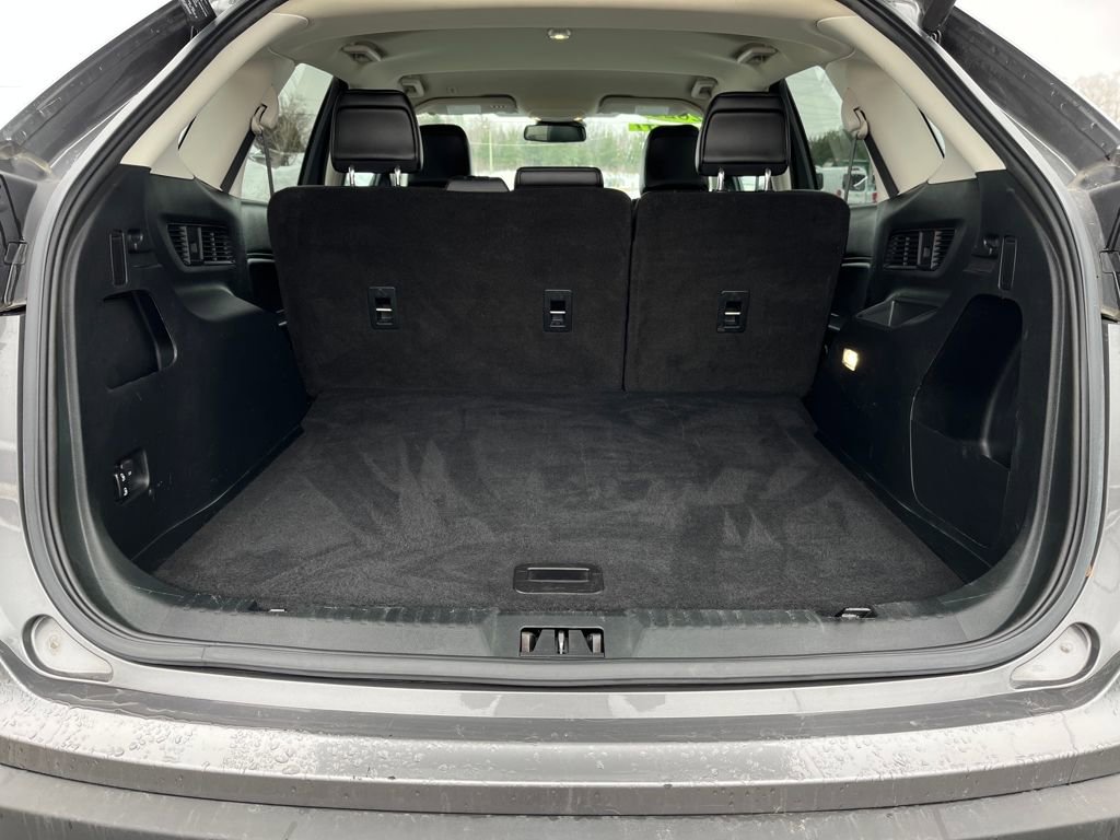 Used 2021 Ford Edge SEL w/ Convenience Package image 26