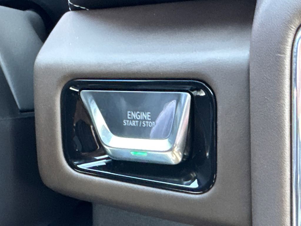 New 2026 GMC Yukon XL Denali Ultimate AWD/4WD image 42