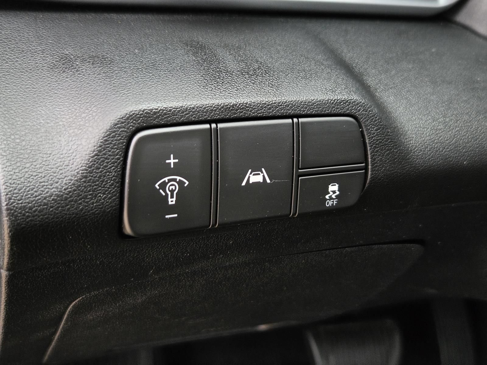 Certified 2023 Hyundai Elantra SEL FWD image 17