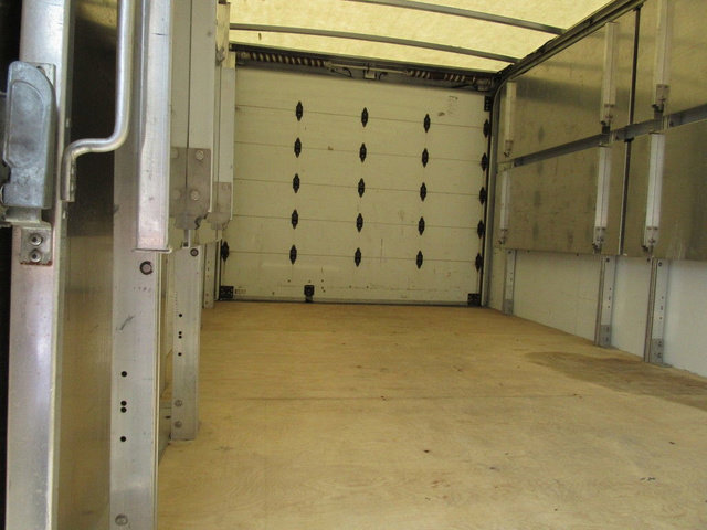 Used 2022 GMC Savana 3500 Extended w/ Power Convenience Package RWD image 19