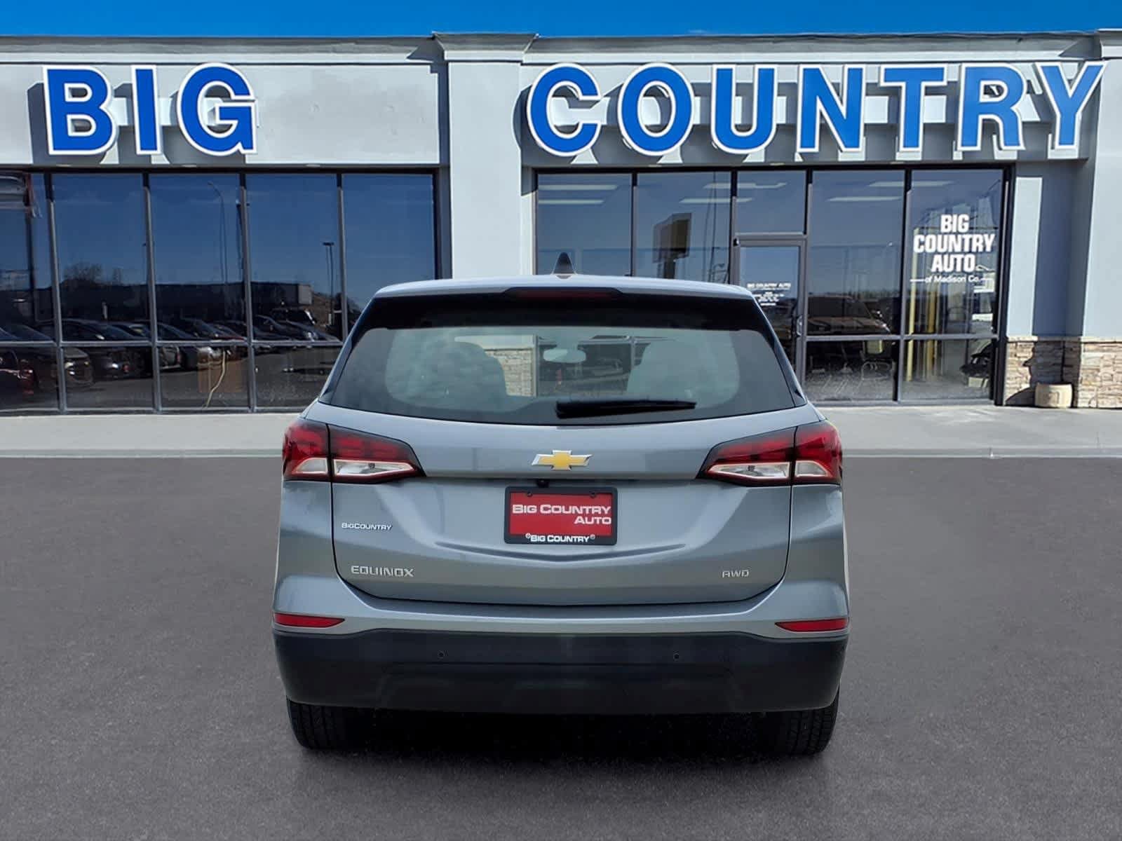 Used 2023 Chevrolet Equinox LS AWD/4WD image 6