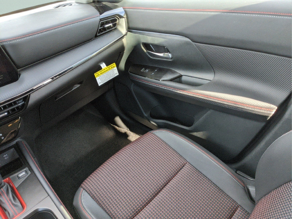 Certified 2025 Nissan Kicks SR AWD/4WD image 19