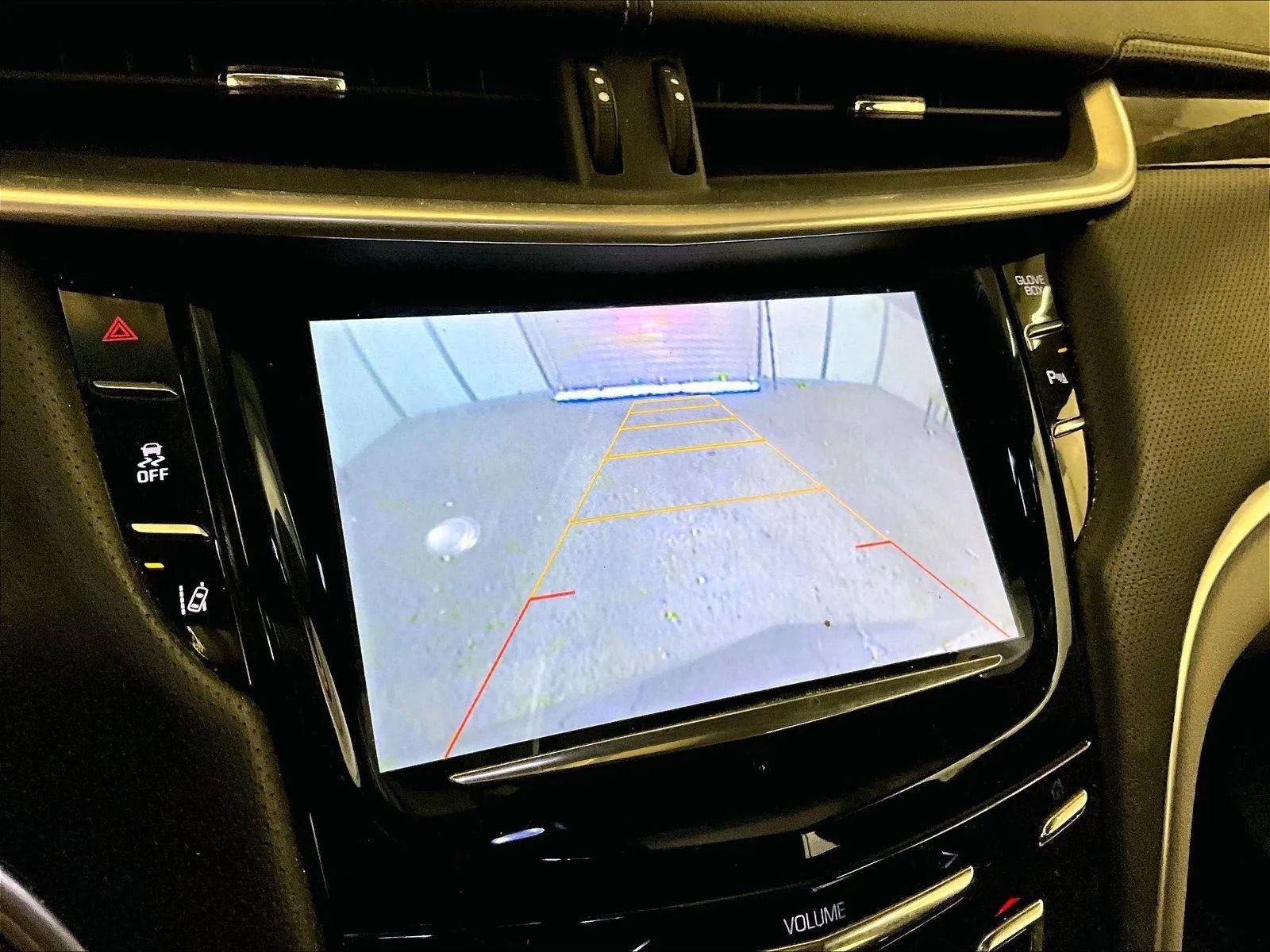 Used 2013 Cadillac XTS Luxury w/ Driver Awareness Package AWD/4WD image 21