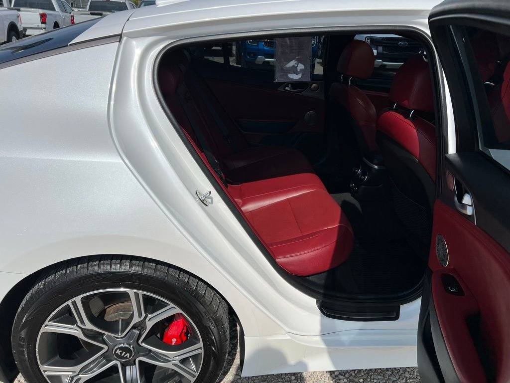 Used 2019 Kia Stinger GT1 AWD/4WD image 20