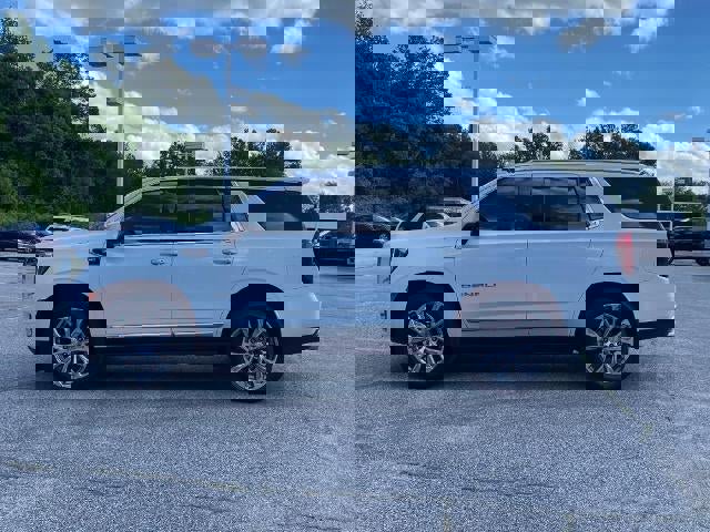 Certified 2022 GMC Yukon Denali w/ Denali Premium Package image 6