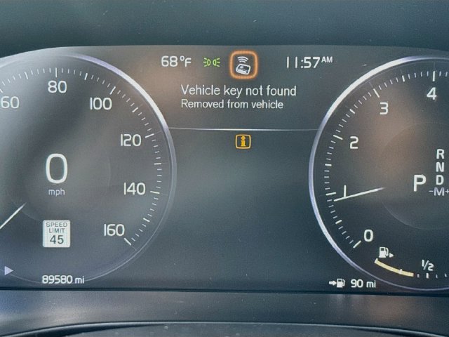 Used 2021 Volvo XC40 T5 Momentum w/ Protection Package Premier AWD/4WD image 15