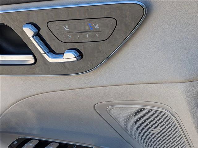 Used 2022 Mercedes-Benz C 300 Sedan image 13