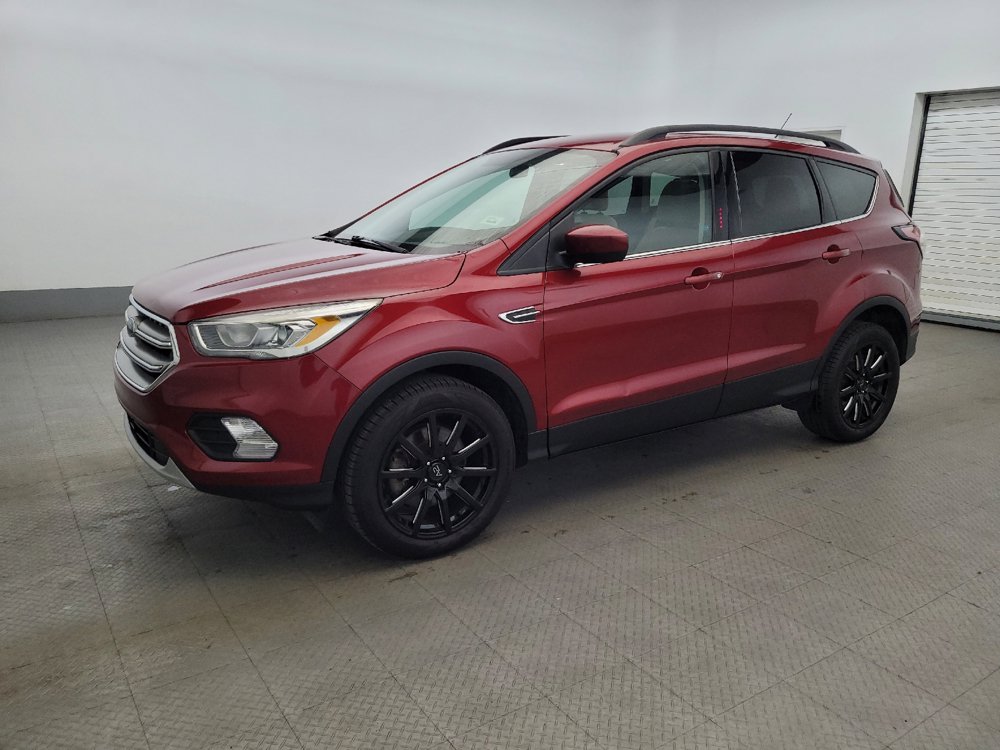 Used 2017 Ford Escape SE w/ Equipment Group 201A AWD/4WD image 2